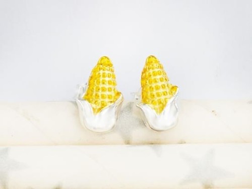 1 pair of 925 Sterling Silver Two Tone Gold & Silver Corn Stud Earrings, 5x9mm.