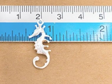 925 Sterling Silver Seahorse Pendant 11x21mm.