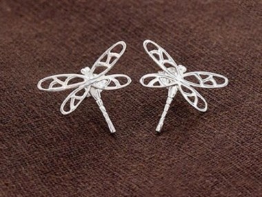 925 Sterling Silver Dragonfly Stud Earrings 16x19mm.