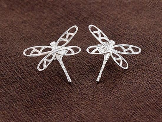 1 pair of 925 Sterling Silver Dragonfly Stud Earrings 16x19mm. Polish finished