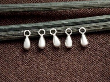 925 Sterling Silver Little Dewdrop Charms 3x5mm.