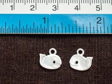 925 Sterling Silver Fish Charms 8x11mm.