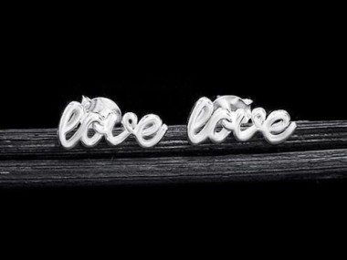 925 Sterling Silver Love Stud Earrings 5x12mm.