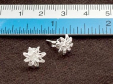 925 Sterling Silver Flower Stud Earrings 9mm.