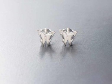 925 Sterling Silver Butterfly Stud Earrings 7.5x9mm.