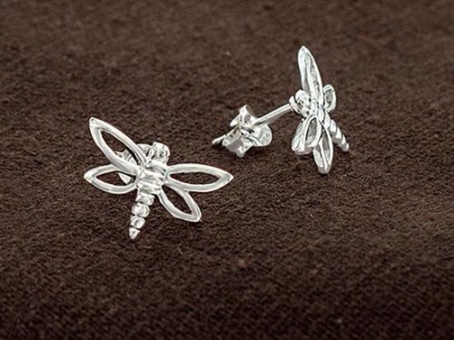 1 pair of 925 Sterling Silver Dragonfly Stud Earrings 9x15mm. Polish finished