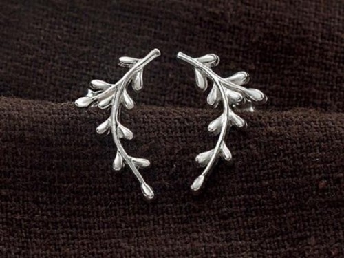 1 pair of 925 Sterling Silver Leaf Branch Stud Earrings 11x17mm.