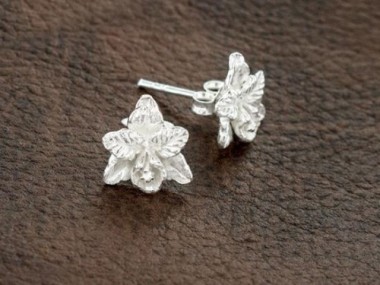 925 Sterling Silver Orchid Stud Earrings 10x11mm.