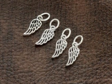 925 Sterling Silver Angel Wing Charms 4.5x9mm.