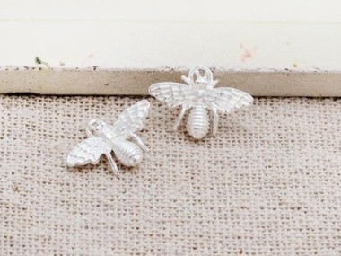 925 Sterling Silver Bee Charms 9x13 mm.