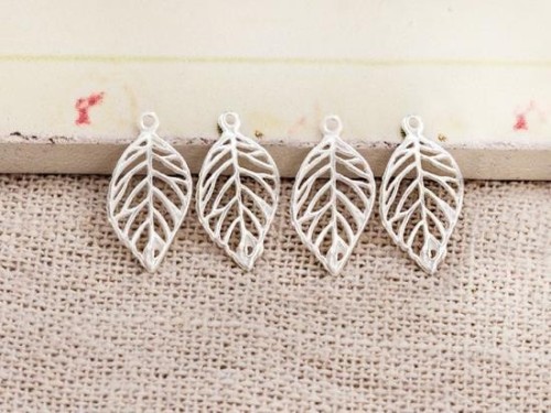 4 of 925 Sterling Silver Leaf Charms 7x11.5mm., Small Leaf Charms