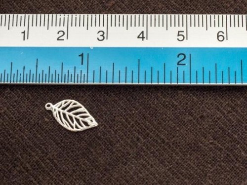 4 of 925 Sterling Silver Leaf Charms 7x11.5mm., Small Leaf Charms