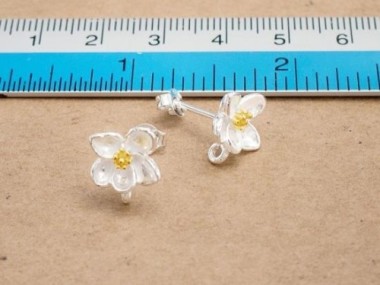 925 Sterling Silver Orchid Stud Earrings, Post Findings, Gold plated pollen 9x10 mm.