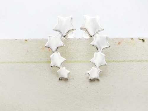 1 pair of 925 Sterling Silver Star Stud Earrings 7x19mm, Polish finish