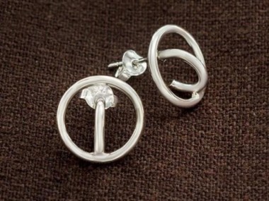 925 Sterling Silver Saturn Stud Earrings 13mm.