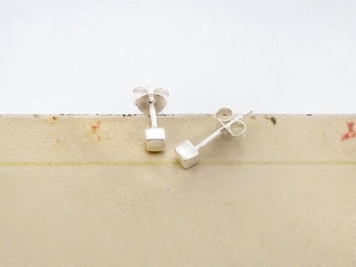 1 pair of 925 Sterling Silver Tiny Cube Stud Earrings 3mm, minimalist earrings