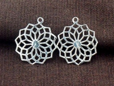 925 Sterling Silver Filigree Flower Pendants 19 mm.