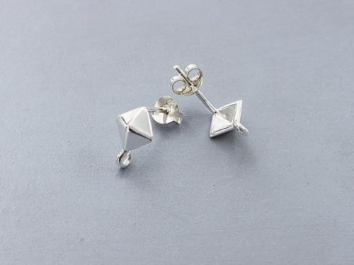 1 pair of 925 Sterling Silver Pyramid Earrings Post Findings 6mm., with Closed Loop