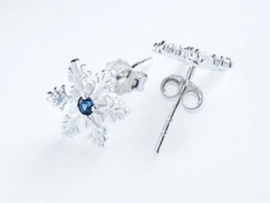 925 Sterling Silver Snowflake Stud Earrings