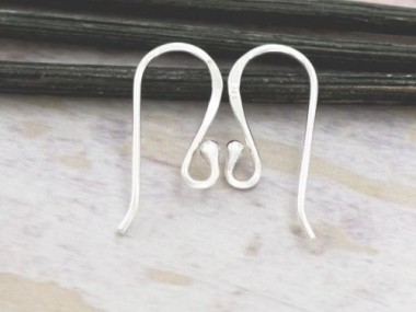 925 Sterling Silver Ear Wires 9x20mm.