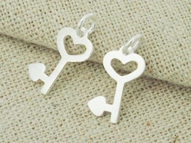 925 Sterling Silver Heart Key Charms 8x14 mm.