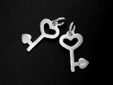 925 Sterling Silver Heart Key Charms 8x14 mm.