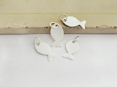 925 Sterling Silver Fish Charms, Tiny Charms 6x11 mm.