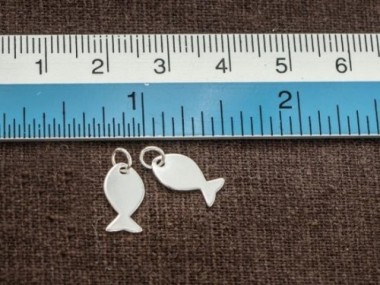 925 Sterling Silver Fish Charms, Tiny Charms 6x11 mm.