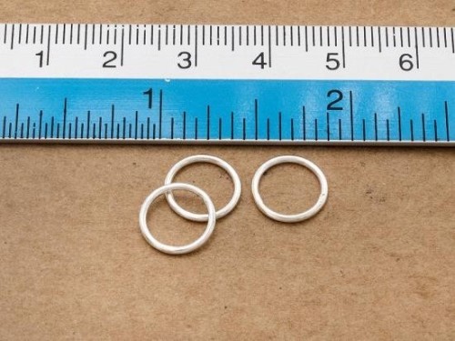 10 of 925 Sterling Silver Closed Jump Rings 1x10mm.