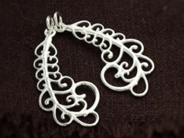 925 Sterling Silver Fern Leaf Pendants 14x28mm.