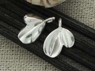 925 Sterling Silver Leaf Charms 8x11mm.