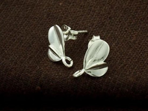 1 pair of 925 Sterling Silver Leaf Stud Earrings Post Findings 8x11mm. , Polish Finished