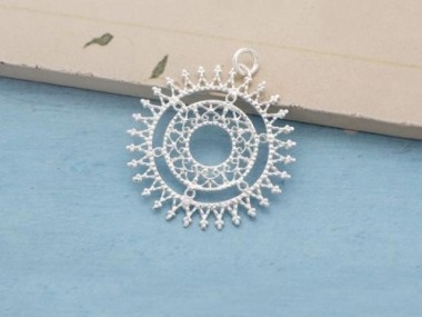 925 Sterling Silver Filigree Circle Pendant 30 mm.