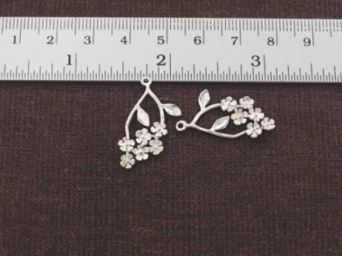 925 Sterling Silver flower leaf tree branch Pendants 12x20mm.