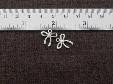 925 Sterling Silver Bow Charms 13x14 mm.