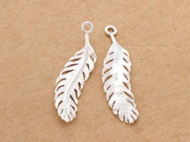 925 Sterling Silver Feather Charms 7.5x26 mm.