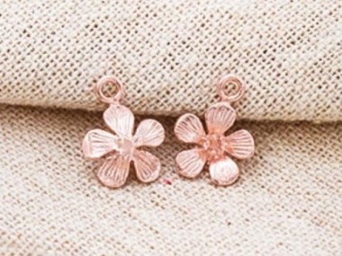 925 Sterling Silver Rose Gold Vermeil Style Flower Charms 10 mm.