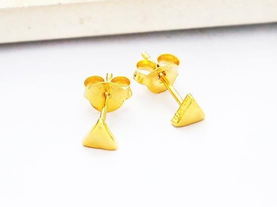 1 Pair of 925 Sterling Silver 24K Gold Vermeil Style Tiny Triangle Stud Earrings 4mm. Polish Finished.