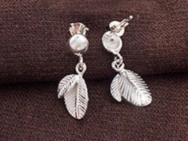 925 Sterling Silver Half Ball With Leaf Stud Earrings