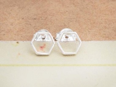 925 Sterling Silver Tiny Hexagon Stud Earrings 6mm.