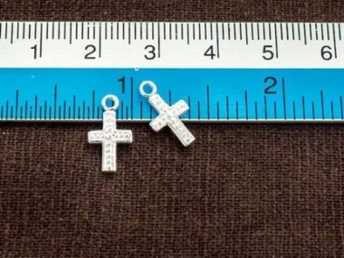 925 Sterling Silver Cross Charms 7x11mm.