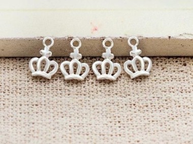 925 Sterling Silver Tiny Crown Charms 6x7 mm.