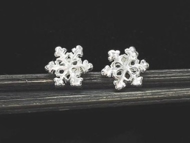 925 Sterling Silver Snowflake Stud Earrings 8.5 mm.,