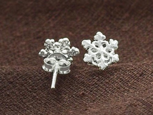 1 pair of 925 Sterling Silver Snowflake Stud Earrings 8.5 mm., Polish finished