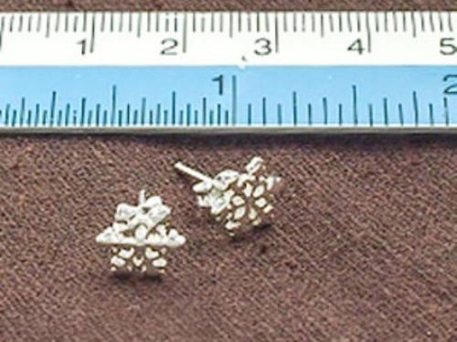 1 pair of 925 Sterling Silver Snowflake Stud Earrings 8.5 mm., Polish finished