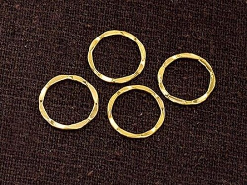 4 of 925 Sterling Silver Gold Vermeil Style Hammered Circle Closed Rings 11.5mm.