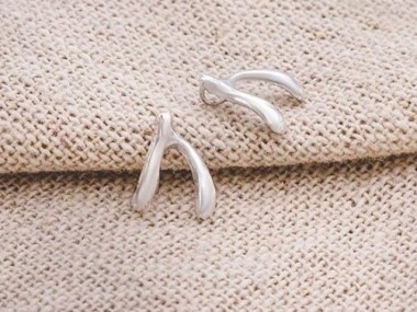 925 Sterling Silver Wishbone Charms 7x8mm.