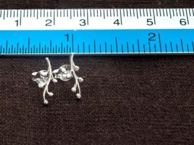 925 Sterling Silver Leaf Branch Stud Earrings 4x12mm.