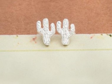 925 Sterling Silver Cactus Stud Earrings 10x7mm.