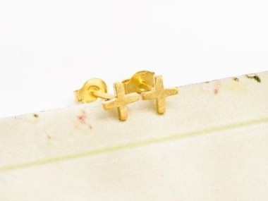 925 Sterling Silver 24k Gold Vermeil Style Cross Stud Earrings 5mm.